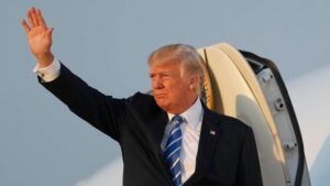 Trump should go to Phoenix and pitch economic agenda & tax reform