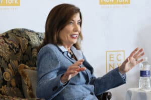 Liberals, DSA Leaders Warn Hochul Back Mamdani or Pack Your Bags