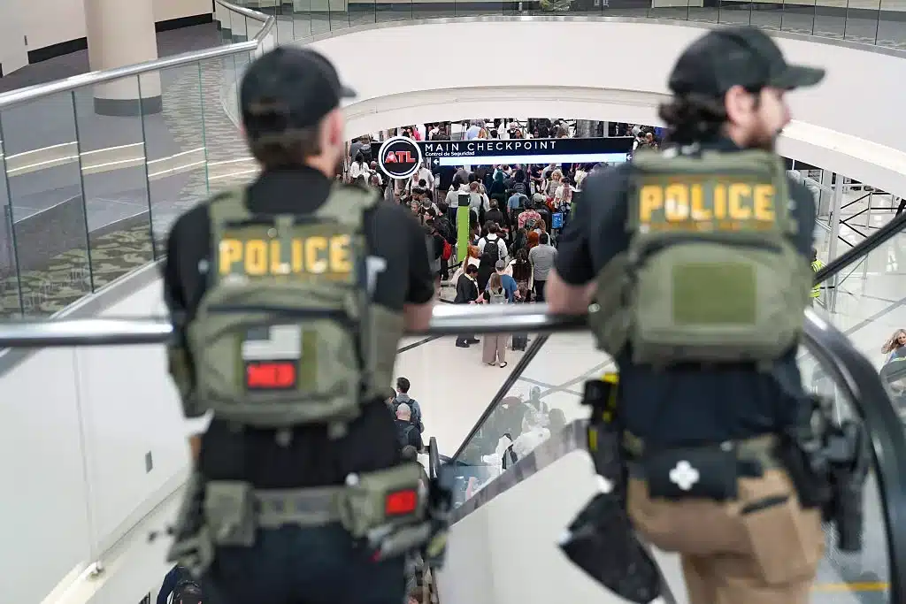 Ice Agents Harassed While Trying To Assist Tsa Agents After Deployed To Largest Airports