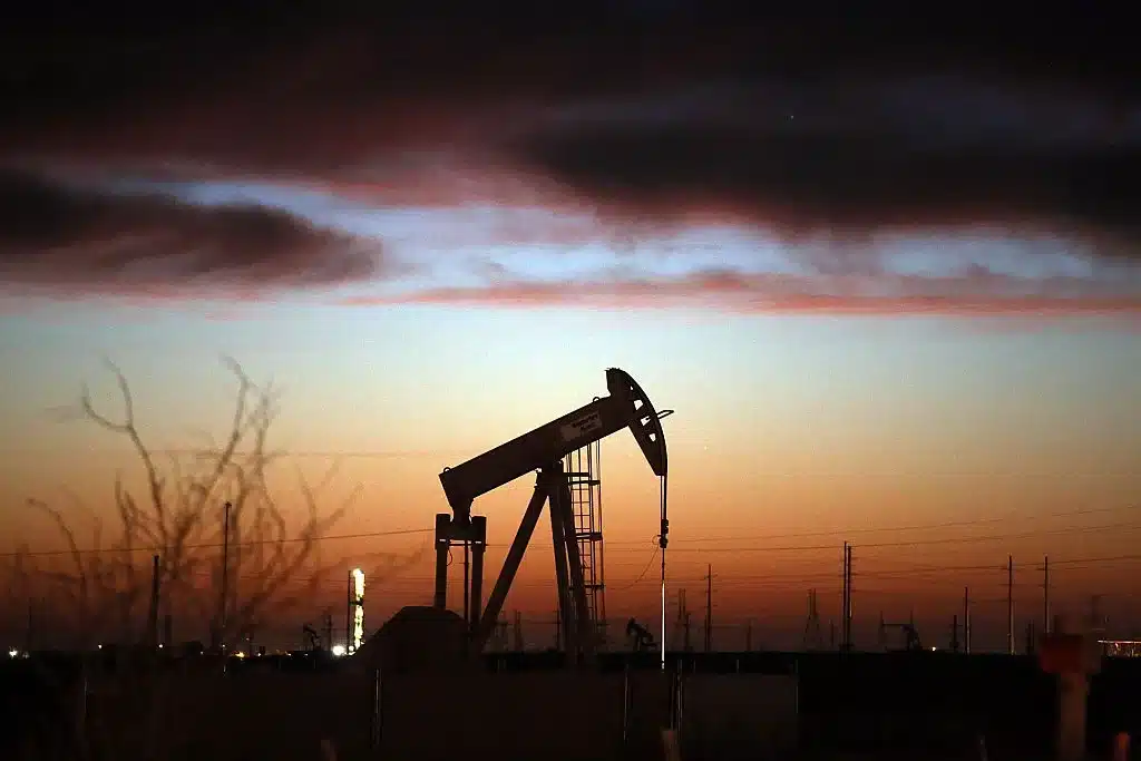 Pump More Now White House Presses Oil Giants To Boost Drilling As Prices Surge